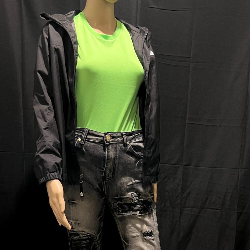 Woman's Northface Jacket - Very Gently Used - FREE SHIPPING